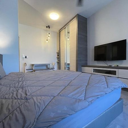 Imperio.Res - Near To Jonker & Mall - Pool View Malacca Exteriör bild
